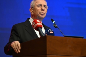 Müslim Sarı'nın Açıklamalarının Ardından Mansur Yavaş CHP'den İstifa Etti