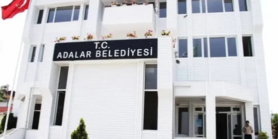 Adalar Belediye Başkanvekilliği Seçiminde AKP Adayına Oy Veren Üç CHP’li Disipline Sevk Edildi