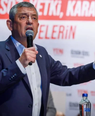 Özgür Özel Küçükçekmece Önseçiminde Fon İddialarını ve İktidarın Ekonomi Politikalarını Eleştirdi