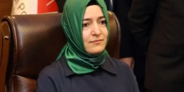 AKP İstifa Eden Fatma Betül Sayan Kayanın Bilgilerini Resmi Kayıtlardan Siliyor