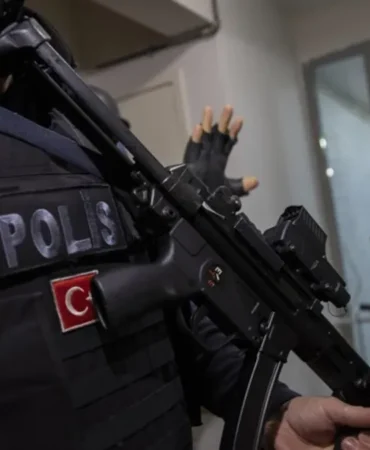 Tokat Merkez ve Beş İlçede Silah Kaçakçılığı Operasyonu: 29 Gözaltı