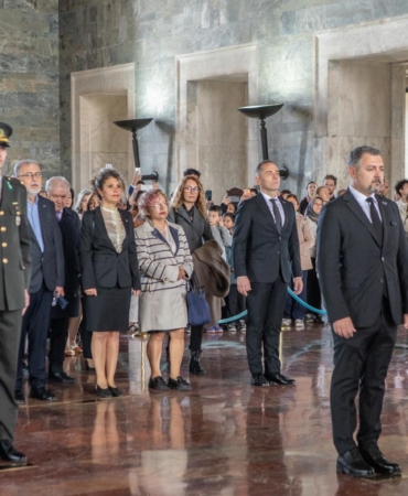 Muayenehane Hekimleri 1 Ekim Dolayısıyla Anıtkabir’de Ata’nın Huzuruna Çıktı