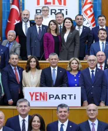 YENİ Parti AYM Savunmasını Verdi ve Olası Karara Karşı Alternatiflerini Açıkladı