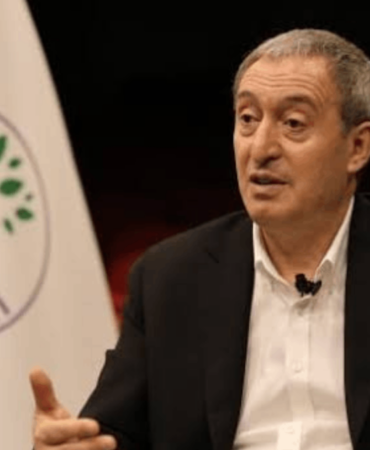 Tuncer Bakırhan TBMM Grup Toplantısında Hükümetin Politikalarını ve Kayyum Uygulamalarını Eleştirdi