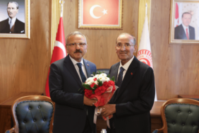 TBMM Başkanvekilliği görevini devreden Bekir Bozdağ'ın yerine Yusuf Beyazıt getirildi