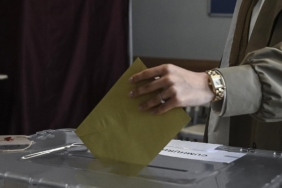 Hatay Anketinde Zirve El Değiştirdi