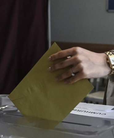 Hatay Anketinde Zirve El Değiştirdi